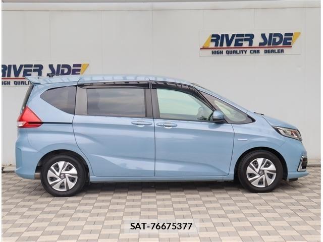 Honda FREED 2019-10 8659195-3
