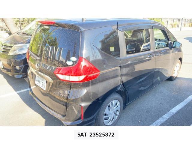 Honda FREED 2021-09 8666177-1
