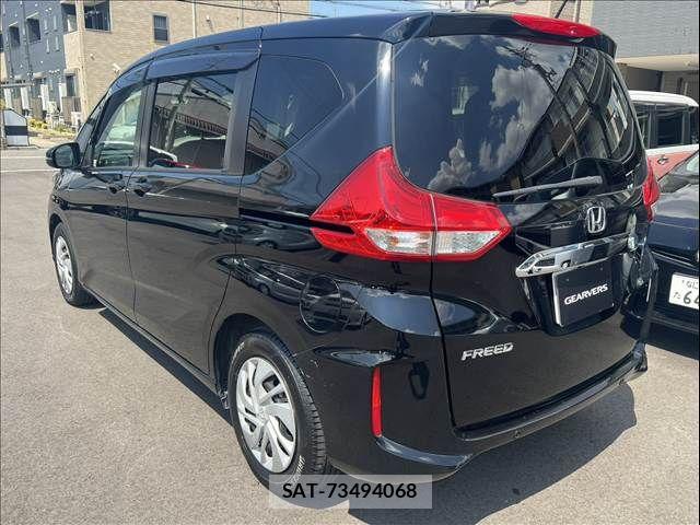 Honda FREED 2020-03 8666178-9