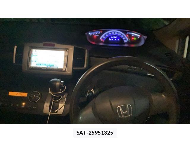 Honda FREED 2011-09 8659211-17
