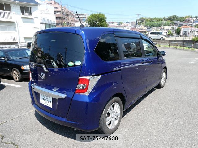 Honda FREED 2016-07 8659208-4