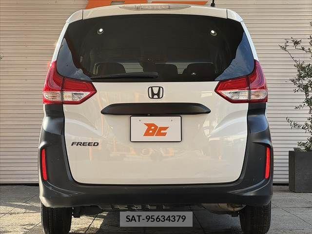 Honda FREED 2019-03 8666181-13