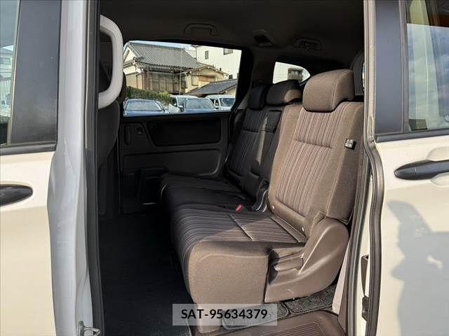 Honda FREED 2019-03 8666181-18