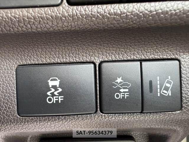 Honda FREED 2019-03 8666181-4