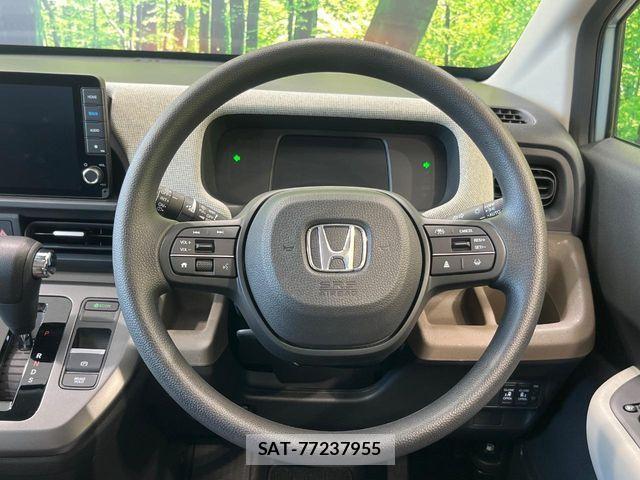Honda FREED 2025-10 8685581-13