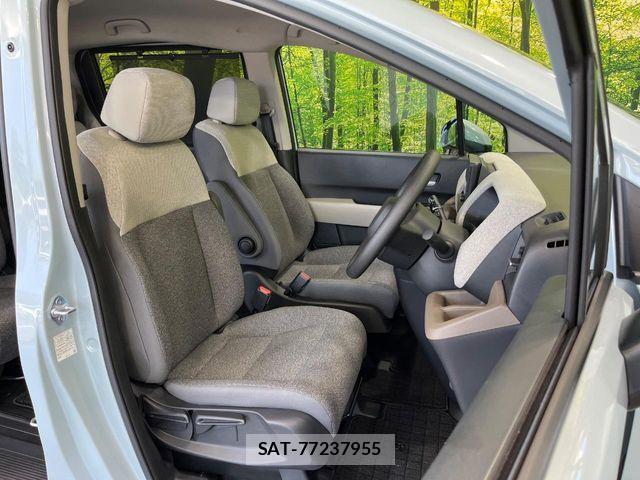 Honda FREED 2025-10 8685581-7