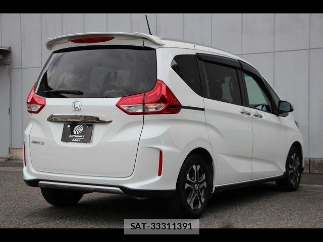Honda FREED 2022-11 8685582-2