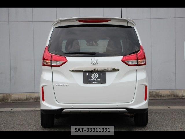 Honda FREED 2022-11 8685582-4