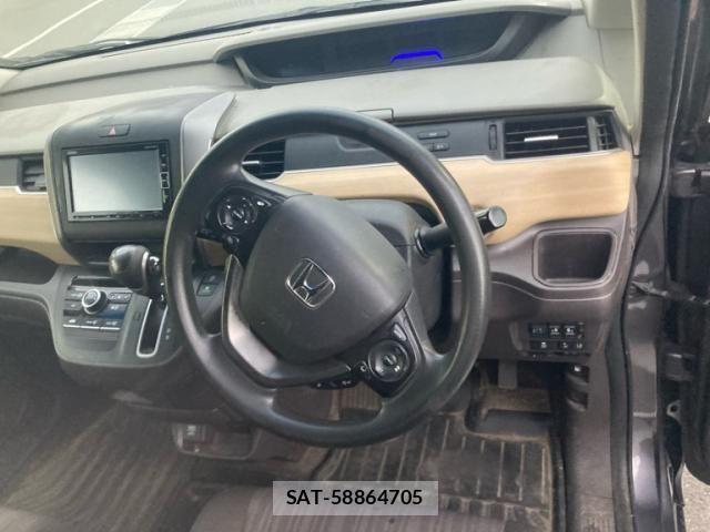 Honda FREED 2017-11 8742301-11
