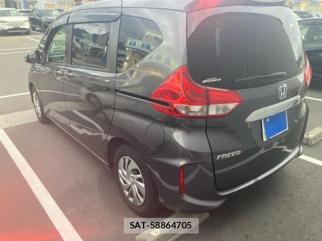 Honda FREED 2017-11 8742301-4