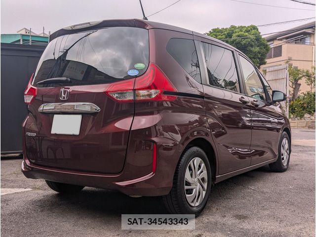 Honda FREED 2017-04 8742288-18