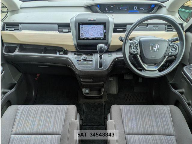 Honda FREED 2017-04 8742288-2