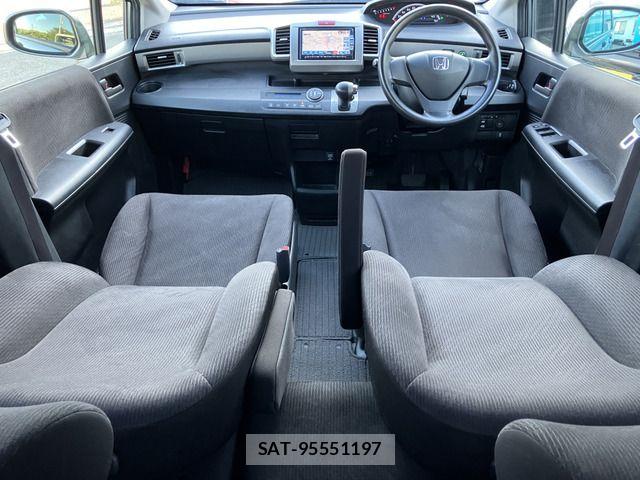 Honda FREED 2012-06 8742309-5
