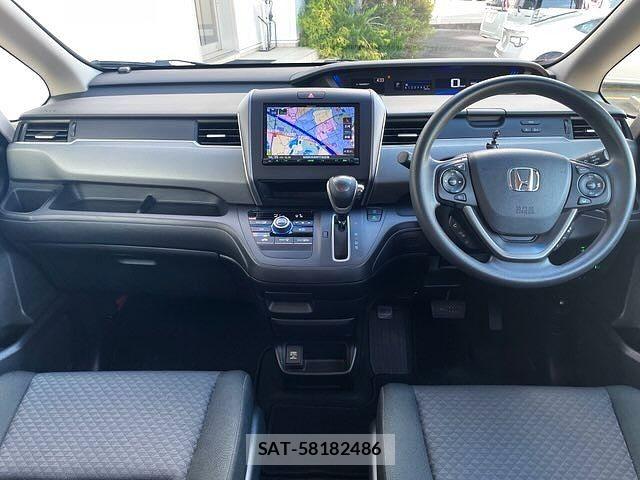 Honda FREED 2018-05 8742293-1