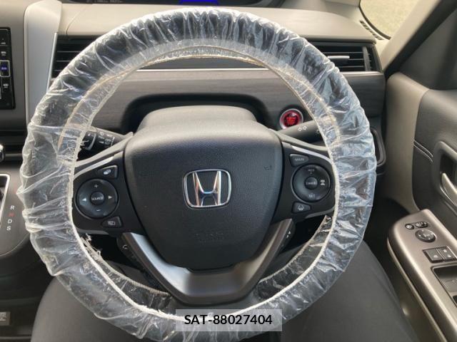 Honda FREED 2018-07 8742298-9