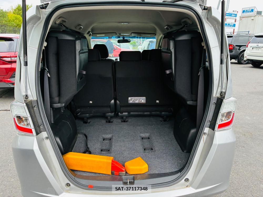 Honda FREED 2013-08 8526855-24