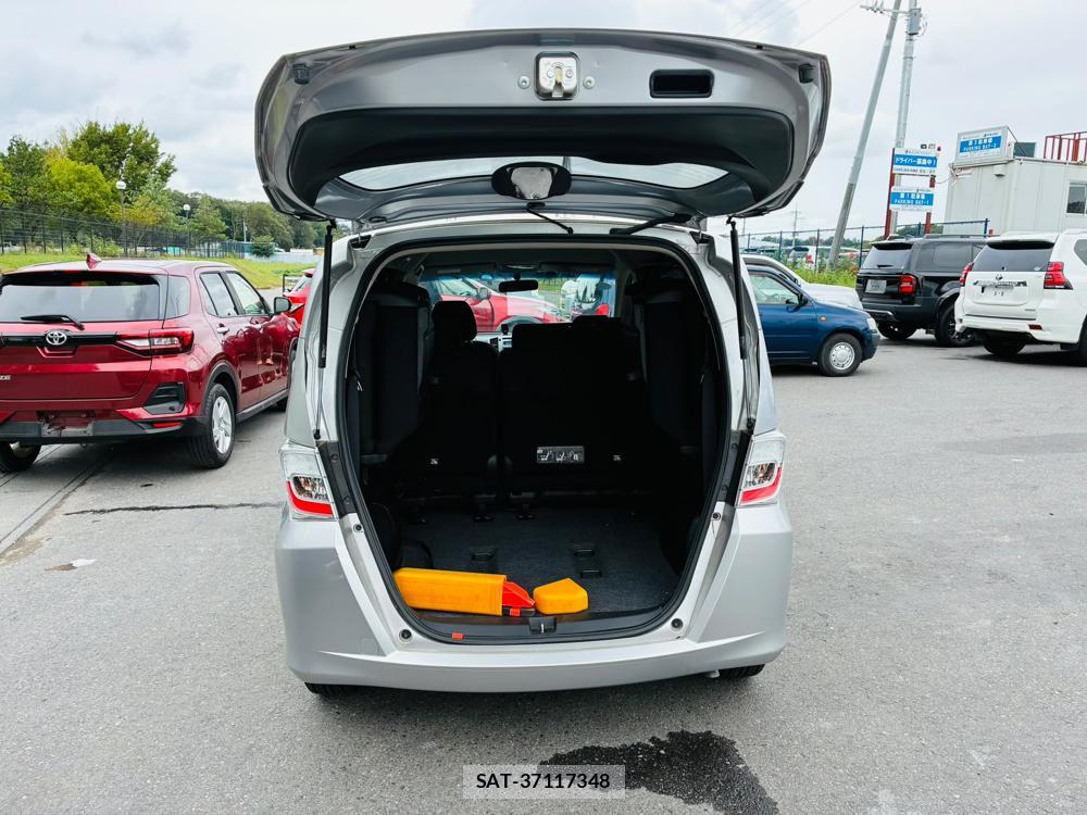 Honda FREED 2013-08 8526855-25