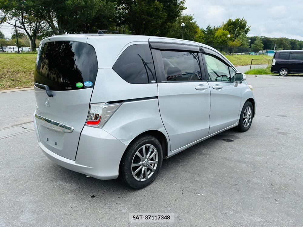 Honda FREED 2013-08 8526855-4