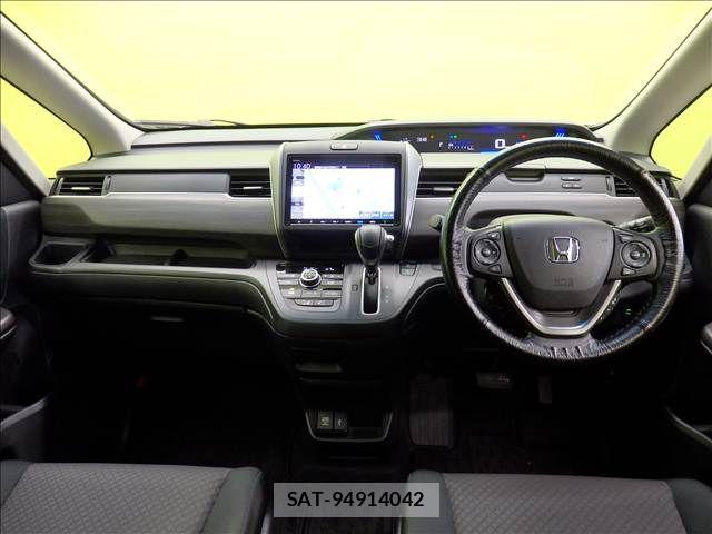 Honda FREED 2023-06 8780350-2