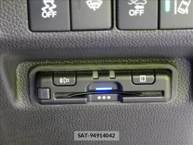 Honda FREED 2023-06 8780350-6