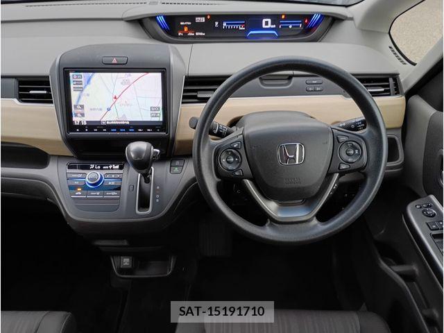Honda FREED 2017-11 8780357-3