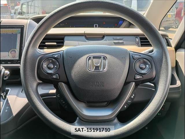 Honda FREED 2017-11 8780357-7