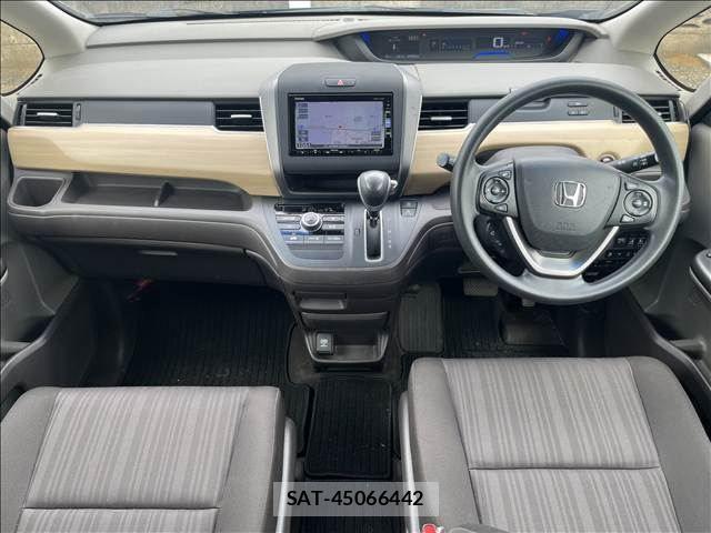 Honda FREED 2017-02 8780354-3