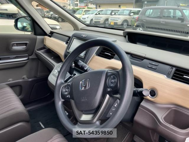 Honda FREED 2019-06 8780356-13