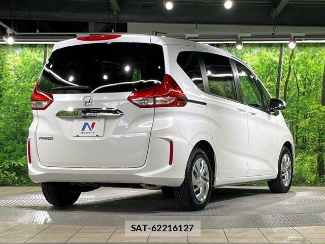 Honda FREED 2023-12 8780352-17