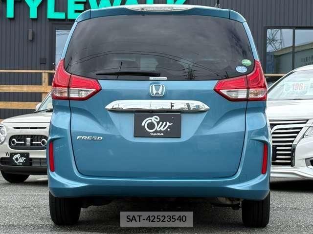 Honda FREED 2016-09 8796024-10
