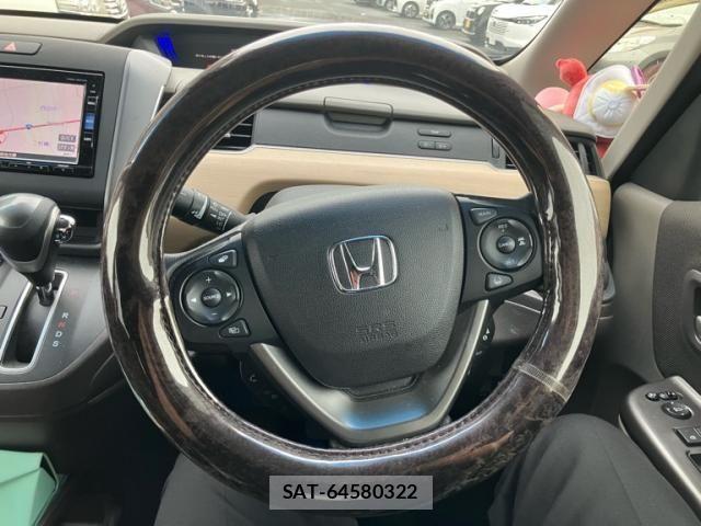 Honda FREED 2018-06 8796023-15