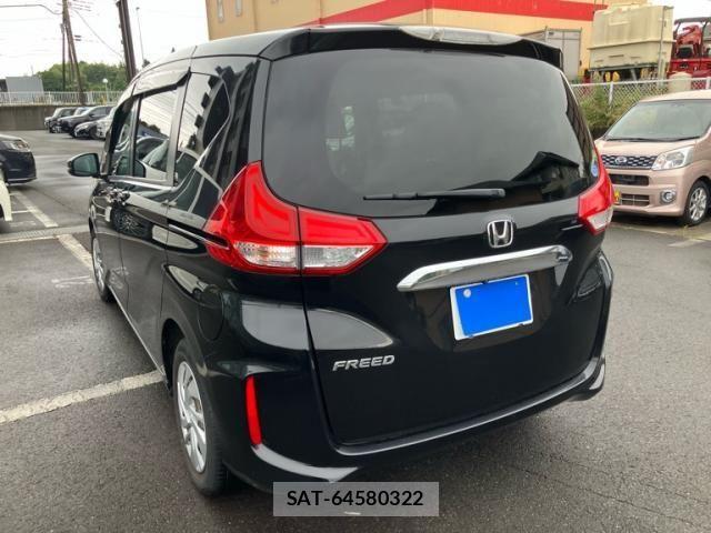 Honda FREED 2018-06 8796023-4
