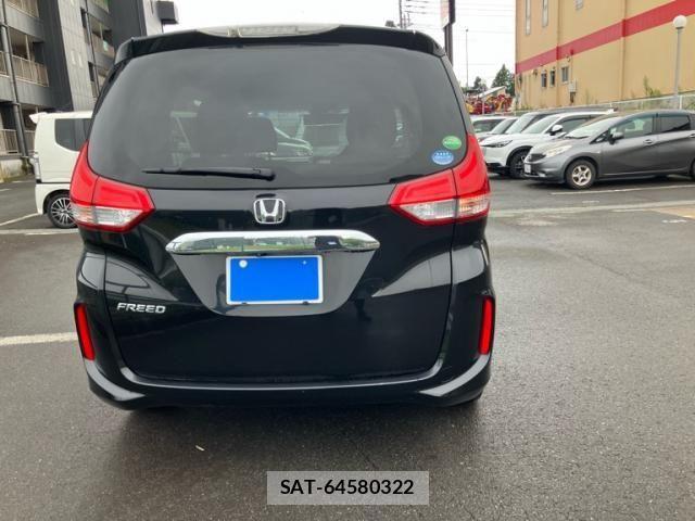 Honda FREED 2018-06 8796023-5
