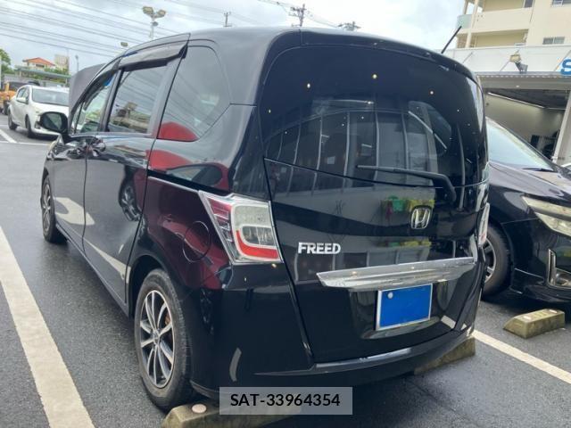 Honda FREED 2012-09 8796026-3