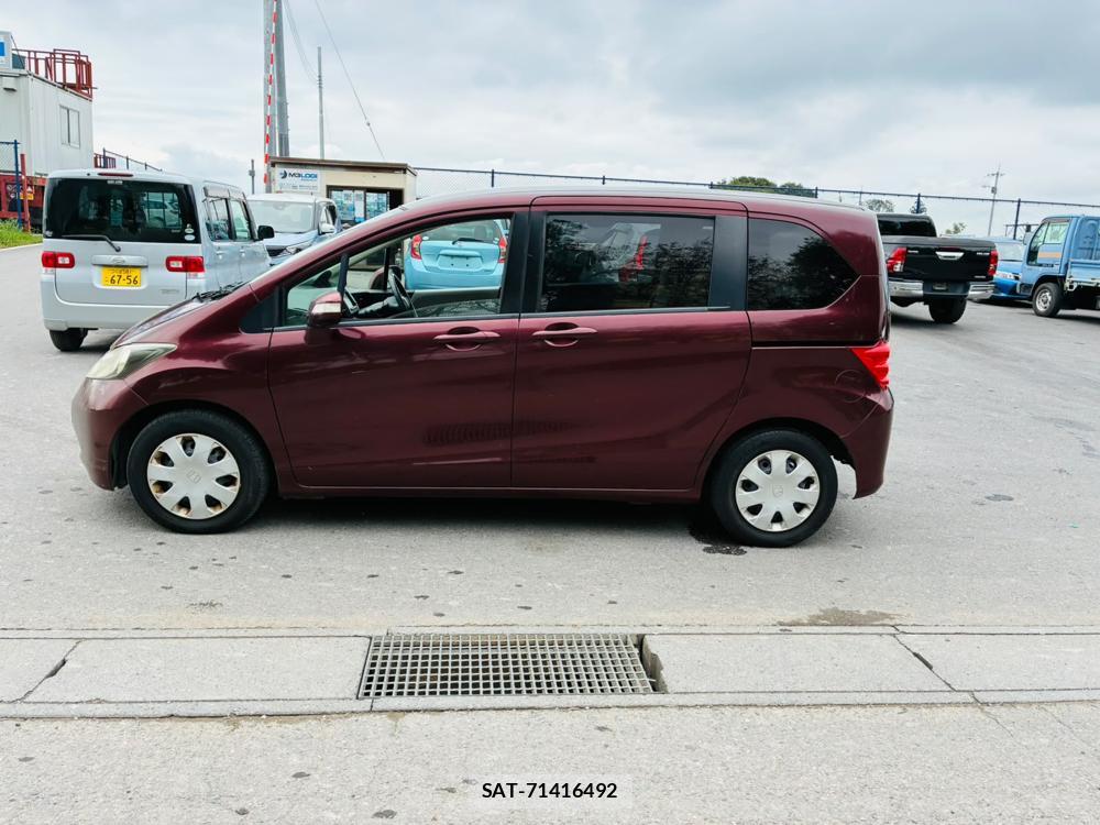 Honda FREED 2010/01 8754005-1