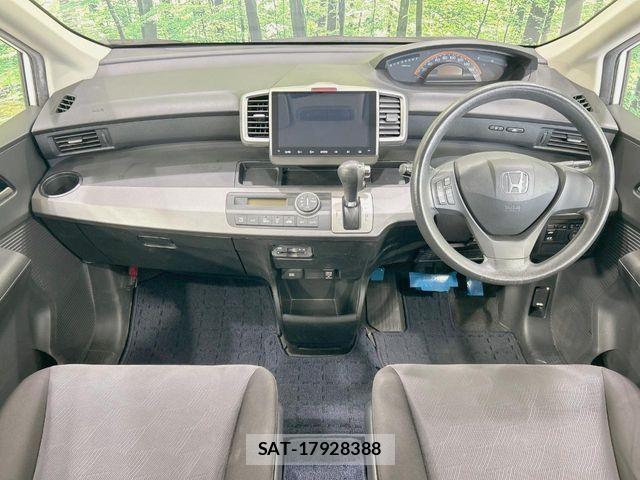 Honda FREED 2010-08 8829159-1