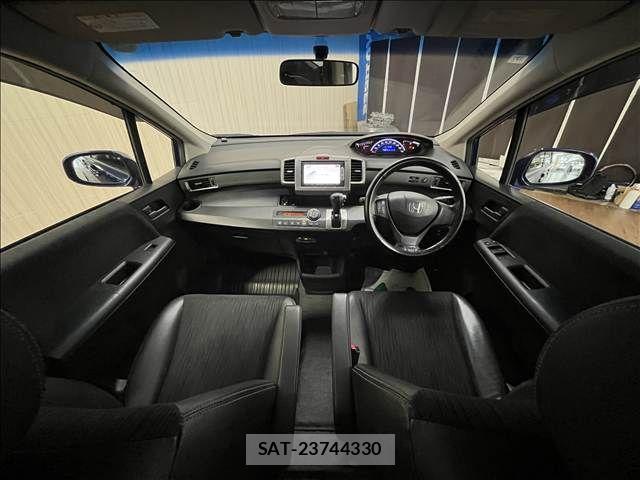 Honda FREED 2014-03 8829166-9