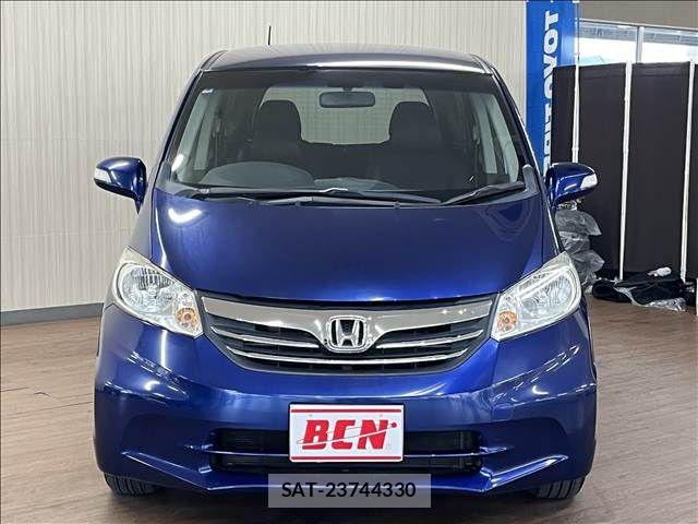 Honda FREED 2014-03 8829166-1