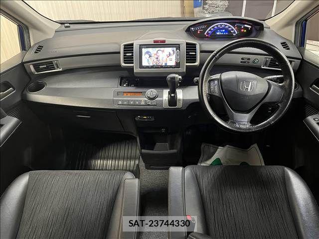 Honda FREED 2014-03 8829166-8