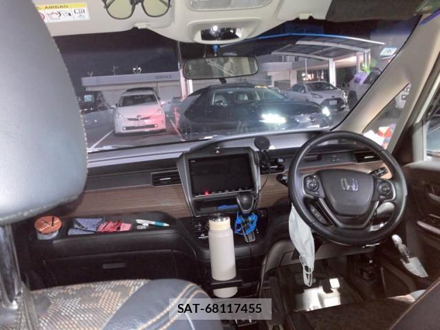 Honda FREED 2020-04 8829156-14