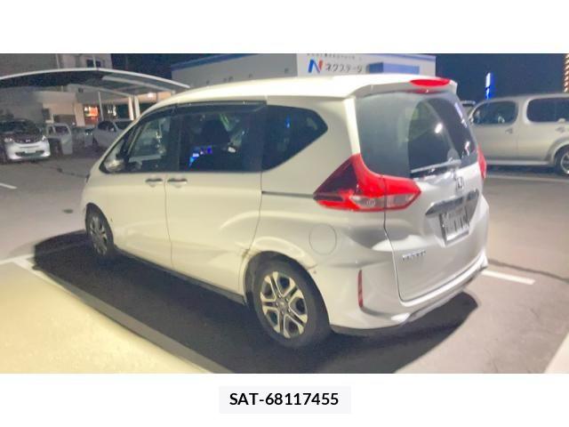 Honda FREED 2020-04 8829156-1