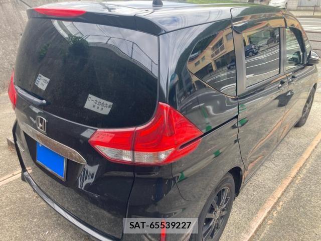 Honda FREED 2023-01 8829140-5