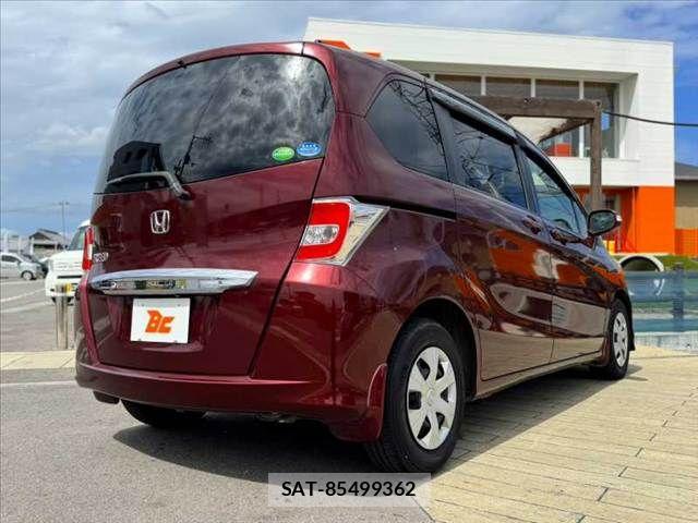 Honda FREED 2016-02 8829158-14
