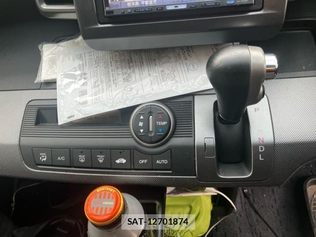 Honda FREED 2009-10 8829172-15