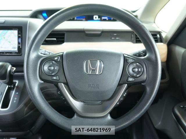Honda FREED 2019-03 8829143-12