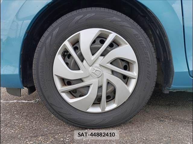 Honda FREED 2017-03 8829154-16
