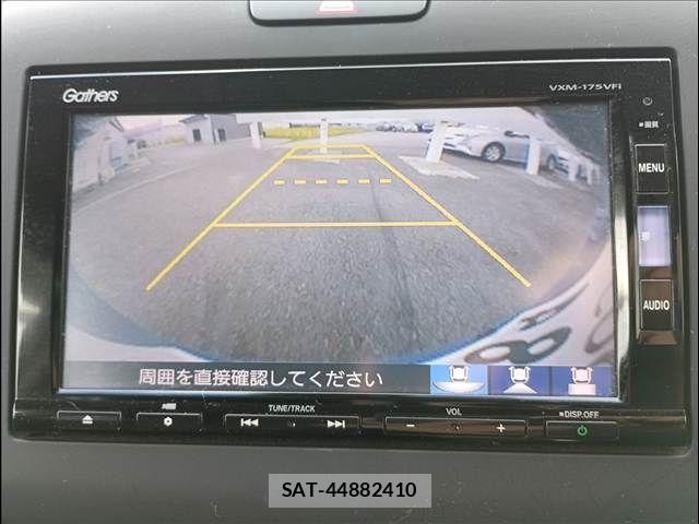 Honda FREED 2017-03 8829154-5