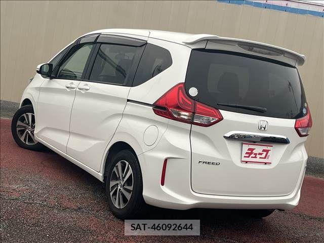 Honda FREED 2017-09 8829146-16