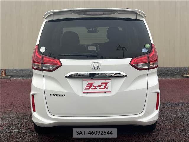 Honda FREED 2017-09 8829146-18