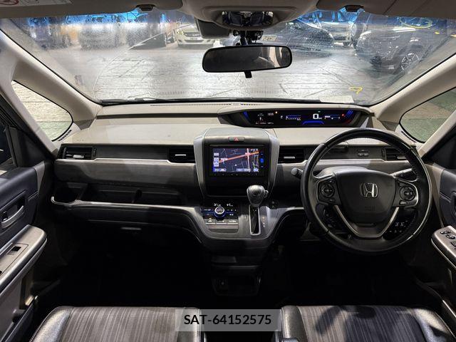 Honda FREED 2017-05 8849108-11